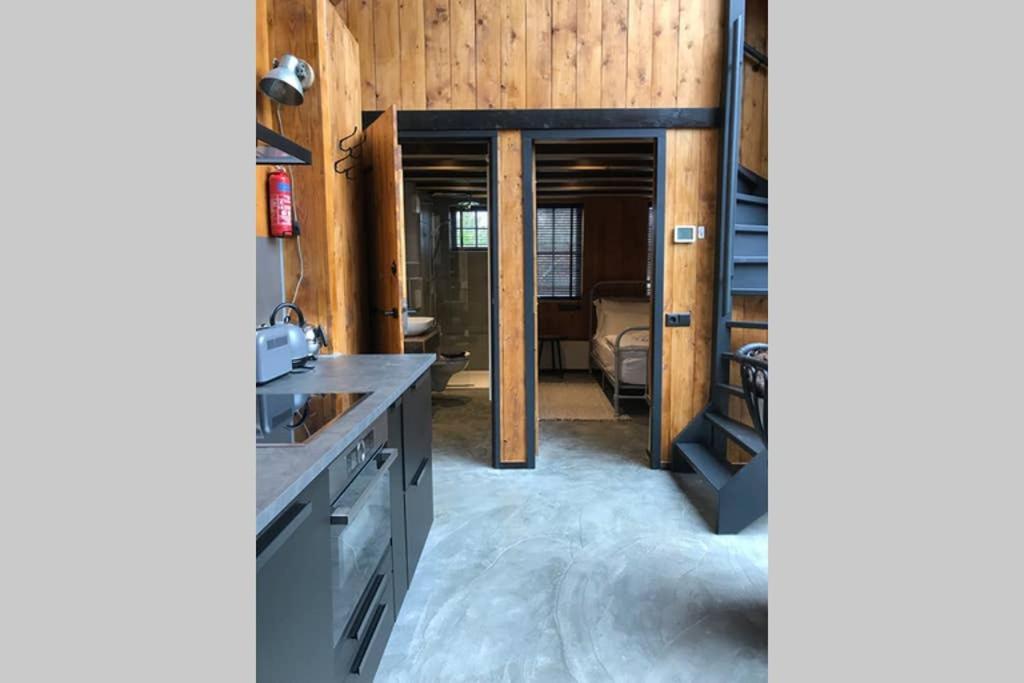 Hollandsche Rading Uniek Houten Huis Nabij Bos En Plassen מראה חיצוני תמונה