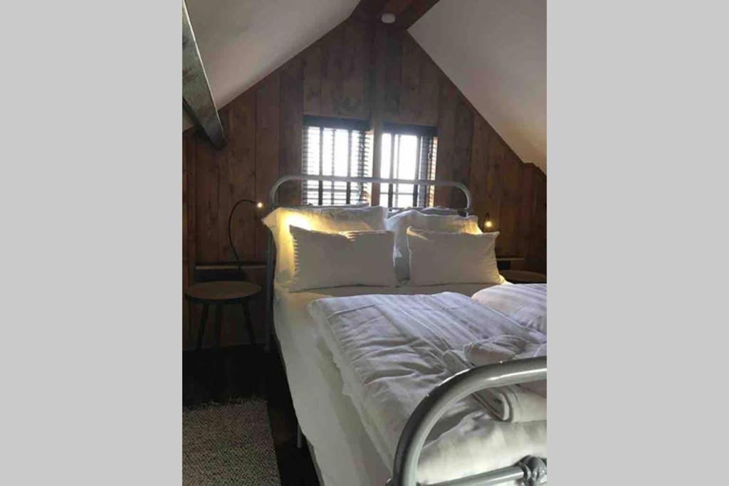 Hollandsche Rading Uniek Houten Huis Nabij Bos En Plassen מראה חיצוני תמונה