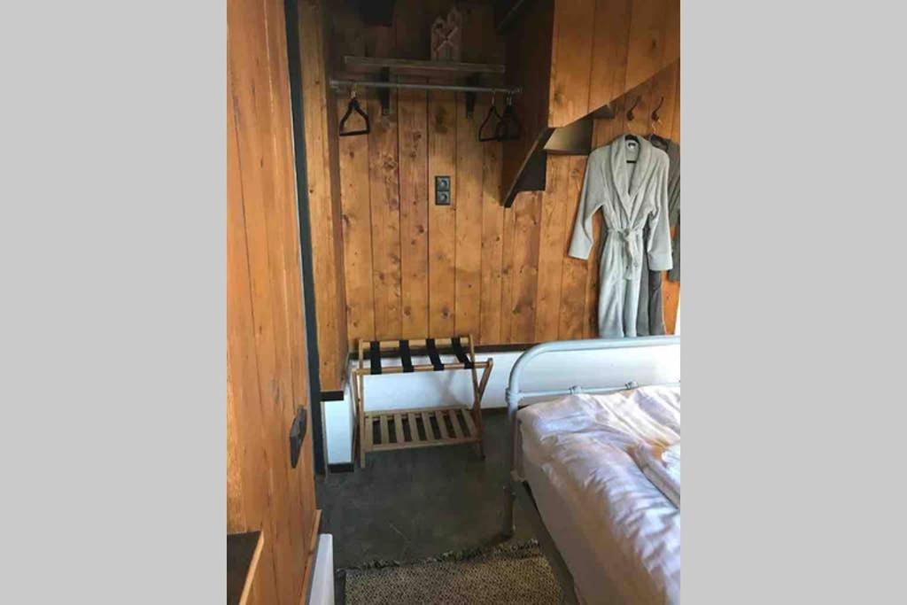 Hollandsche Rading Uniek Houten Huis Nabij Bos En Plassen מראה חיצוני תמונה