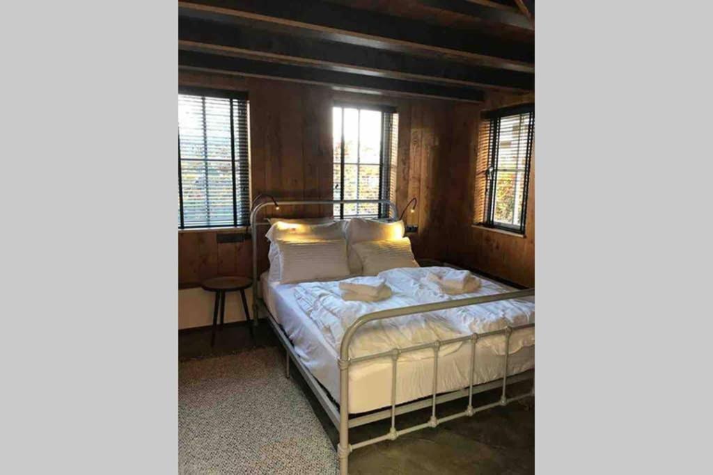 Hollandsche Rading Uniek Houten Huis Nabij Bos En Plassen מראה חיצוני תמונה
